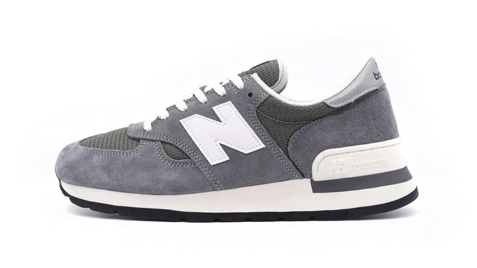 ニューバランス990 グレーの側面