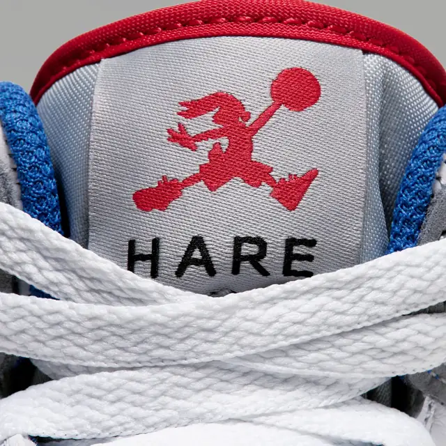 2026年/Air Jordan 1 Mid SE Hare (GS)/HAREのシュータンラベル